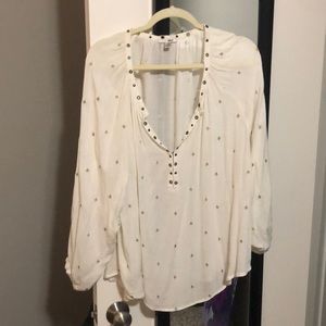 Ivory bohemian top